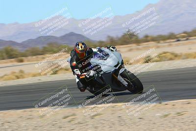 media/Mar-12-2022-SoCal Trackdays (Sat) [[152081554b]]/Turn 14 Inside (155pm)/